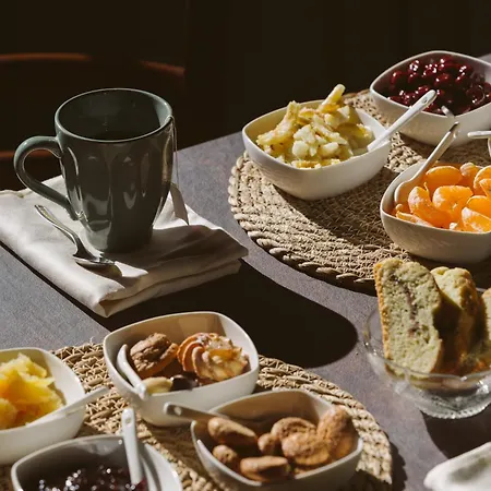 Oda ve Kahvaltı Perla 3*