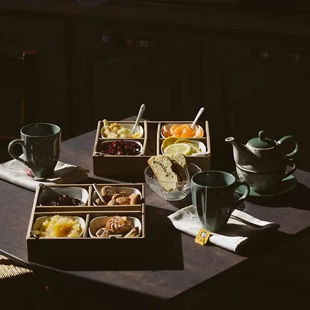 Perla Nocleg ze śniadaniem 3*